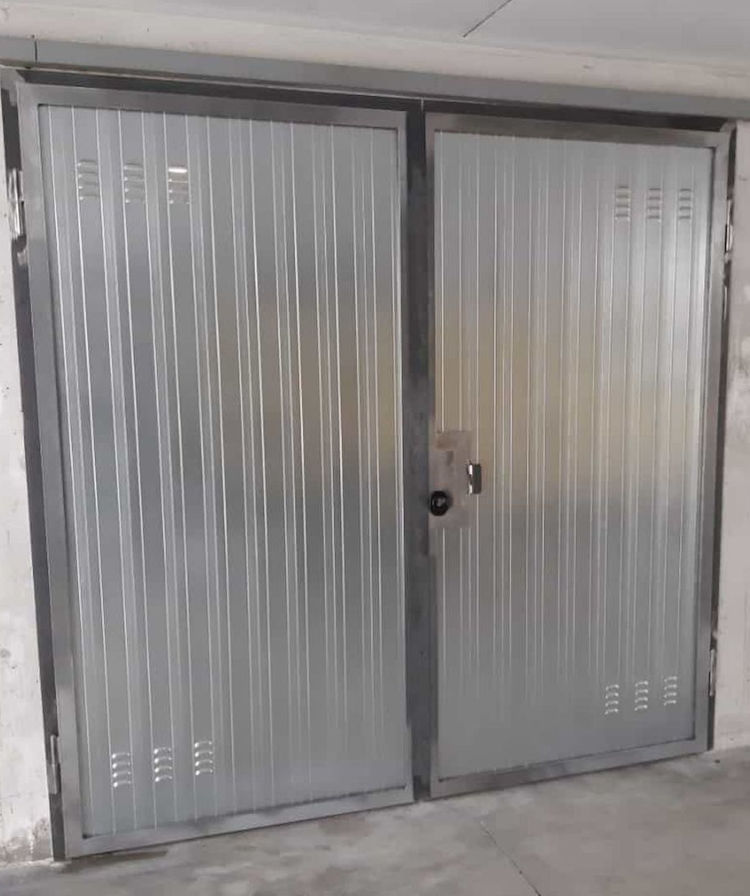 Porte basculanti salvaspazio C.D.S. Casa della Sicurezza